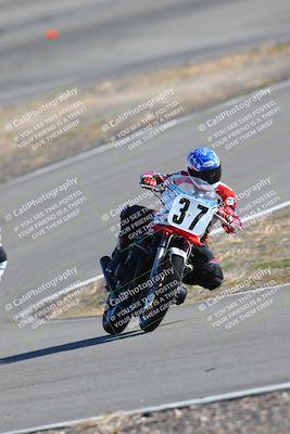 media/Feb-05-2023-Classic Track Day (Sun) [[c35aca4a42]]/Group 1/session 4 turn 4/